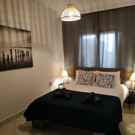 Bright Apartment Steps From The Sea Salonic Exterior foto